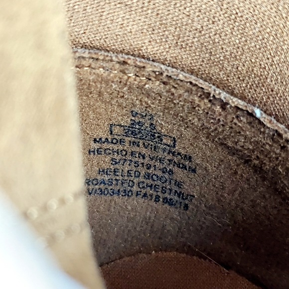 Old Navy Suede Heeled Booties Size 9 - Picture 9 of 10